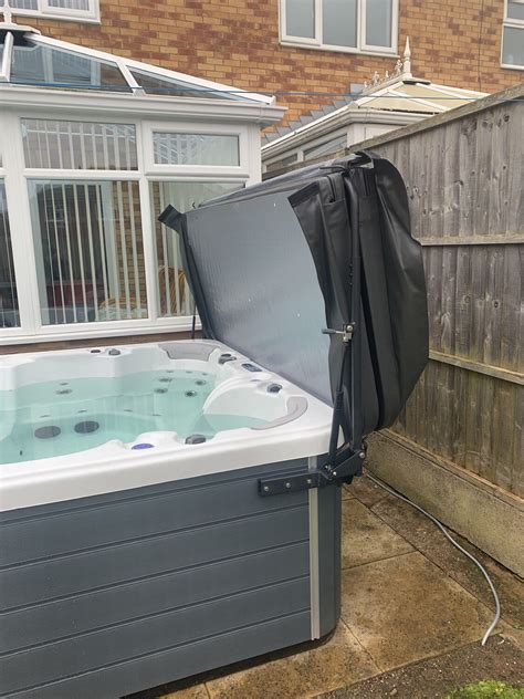Affordable Hot Tub Cover Lifter Hydraulic Luso Spa