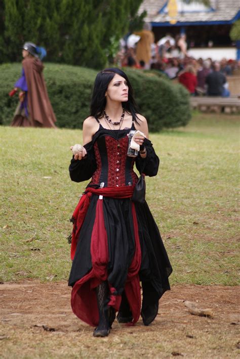 Beautiful Lady At The Festival Renaissance Fair Outfit Fair Outfits