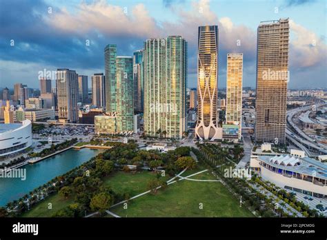 Miami Skyline Aerial Hi Res Stock Photography And Images Alamy