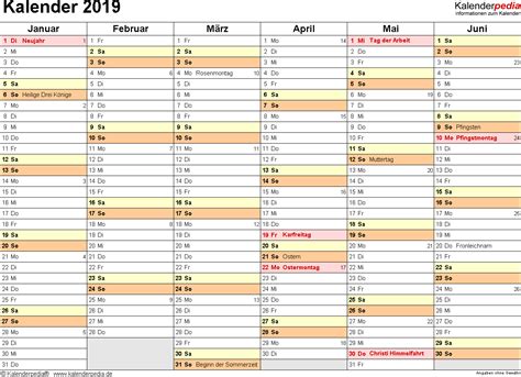 Dieser kalender 2021 entspricht der unten gezeigten grafik, also kalender mit kalenderwochen und feiertagen, enthält aber zusätzlich eine. Kalender 2019 zum Ausdrucken als PDF (17 Vorlagen ...