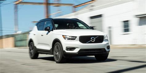 2022 Volvo Xc40 Review Pricing And Specs