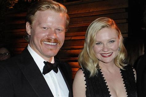 Kirsten dunst and fiance jesse plemons are all smiles as they step out to do some shopping on wednesday afternoon (february 7) in los angeles. Kirsten Dunst is pregnant! Star expecting first child with fiancé Jesse Plemons - Mirror Online