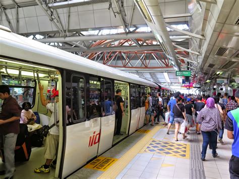 Woodlands north mrt station te1 300 km. KL Sentral - Big Kuala Lumpur