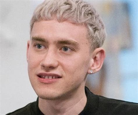 30 year old singer #26. Olly Alexander Biography - Facts, Childhood, Family Life ...