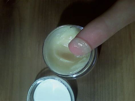 Style your way to a good hair day with our top picks for men's hair wax. Hair Wax: How to Use It & Which Best To Buy - Men's Hair Blog