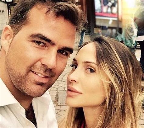 Born on 27th april, 1991 in naples, italy, she is famous help us build our profile of noemi letizia! Ricordate Noemi Letizia, la papi-girl del caso Berlusconi?