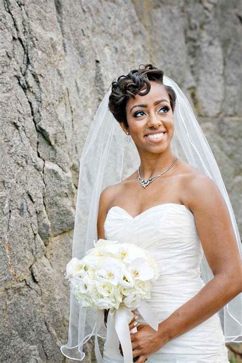 15 short wedding hairstyles with veils. 23 Bridal Hairstyles That Look Great On Black Women (With ...
