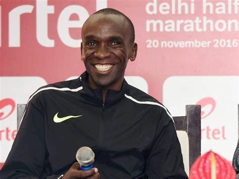 Really, this was a running clinic. Milkman turned marathoner, Rio champion Kipchoge stays ...