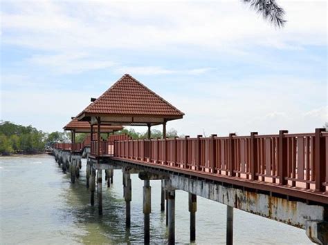 We have been there three times and found it a lovely place to hang out and relax for a few days (especially in a fabulous water chalet at avillion port. 11 Tempat Menarik Untuk Family Day Di Negeri Sembilan - Ammboi