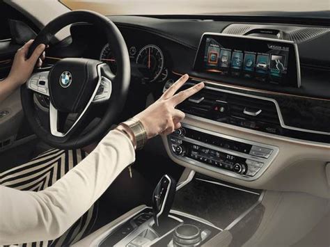 The bmw x5 epitomises the x philosophy. BMW X5 et X6 : avec des écrans tactiles dès cet été