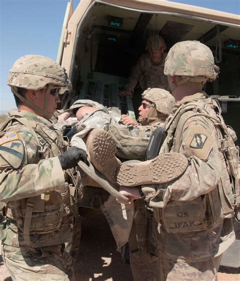 2 7 Cav Medics Train With Total Force Partners Article The United