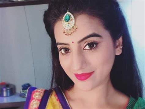 Famous Bhojpuri Actress Akshara Singh Accuses Show Organizer Of