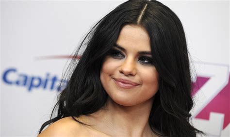Selena Gomez Breaks Social Media Silence Fame Focus