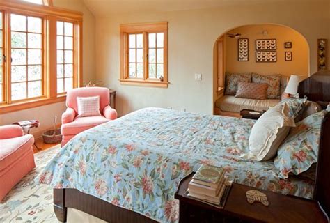 Consider using bold colors on an accent wall like navy, olive, or orange—or if the rest of your room already has a bold color, go the opposite way by painting a neutral gray, beige, or white! Arched nook | Master bedroom, Bedroom design, Bedroom