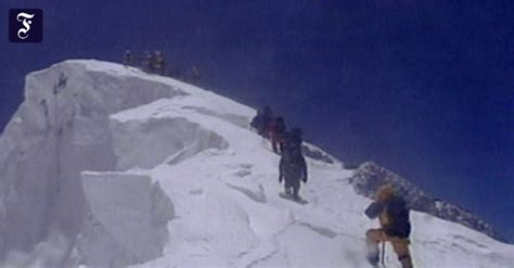 Mount Everest Wie Hoch Ist Der Höchste Berg Der Welt Gesellschaft Faz