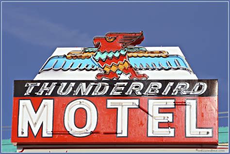 Thunderbird Motel Bishop Ca Img0924pm Sign For The Thunde Flickr