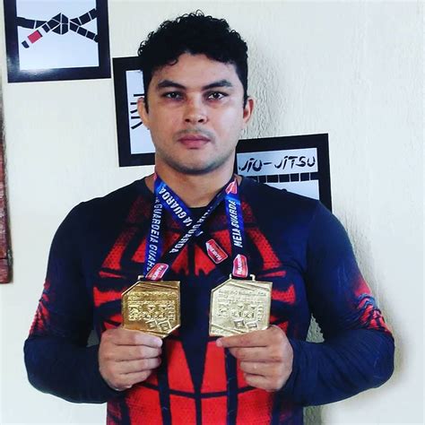 50% escorpião e 50% câncer, melhor nem me descrever pra não me queimar. Marcos Maciel campeão do Ranking MEIAGUARDA: "Sensação de ...