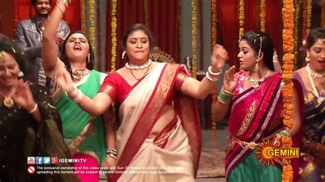 Telugu Actress Uma Big Deep Navel Show In Saree Sa Television Serial