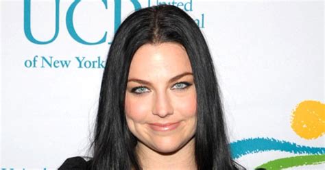 Evanescence Singer Amy Lee Is Pregnant E Online