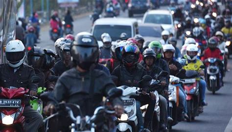 Tips Mudik Menggunakan Motor Agar Aman Di Perjalanan Times Indonesia