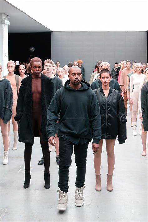 What program does kanye use to produce? Kanye West's Height, Wife, Net Worth and Career - The ...