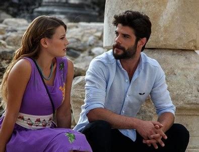 Pınar deniz ve berk cankat sosyal medyadan gelen soruları yanıtlıyor! Söylemezsem Olmaz - 'Gizem Karaca ile Berk Cankat aynı ...