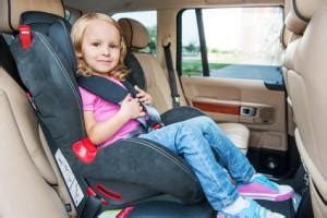 Sobald ein kind also mindestens zwölf jahre alt ist, darf es völlig legal vorne sitzen. Ab wann Kinder vorne sitzen dürfen