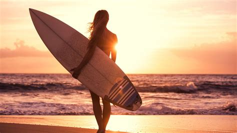 Wallpaper Surfing Girl Beach Sun Sea Sport Sports Wallpaper