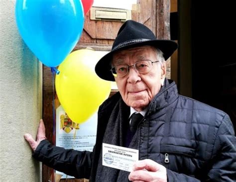 Nu vot ischezla drozh v rukah. La 103 ani, filosoful Mihai Şora, observator independent ...
