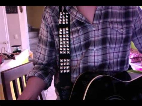 Hola mi vida, no desconfíes de la música no me molesta tu acento, me alucina si te parece, puedo pasarte a buscar te llevo y te prometo una noche tremenda. Tan Bionica - Hola Mi Vida (cover) - YouTube