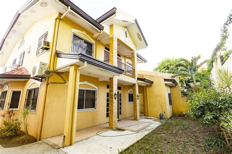 View floor plans, photos, prices and find the perfect rental today. 4 Bedroom House for Rent in Cebu City Banilad | Cebu Grand ...
