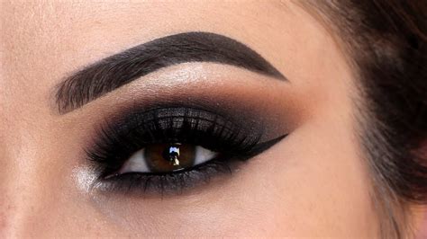 Black Smokey Eye Makeup Tutorial Tips And Tricks For