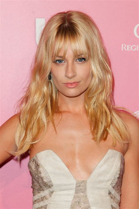Beth Behrs Of 2 Broke Girls At The Us Hot Hollywood Party Julianne
