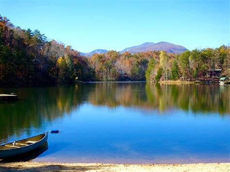 Cozy cabins with fireplaces and large screen tvs. Cozy Log Cabin In Riverbend, Lake Lure North Carolina ...