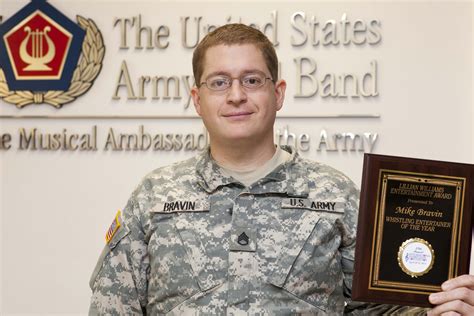 Army Field Band Soldier Musician Wins Entertainer Of The Year Article