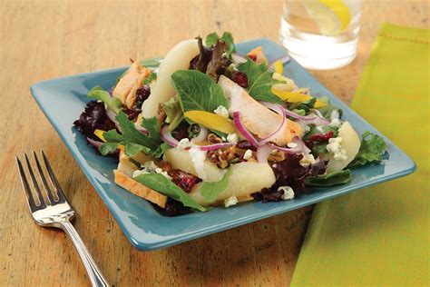 Refrigerate the dressing until the chicken is done. Chicken Pear Salad with Blue Cheese | Del Monte Foods, Inc.