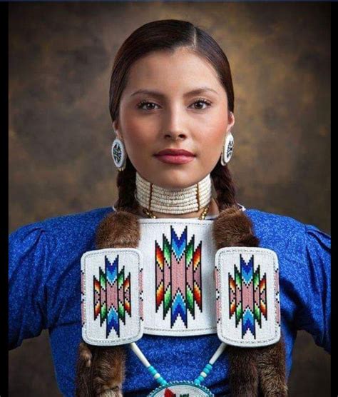 pin by pauline jaramillo on first americans native american women native american beauty