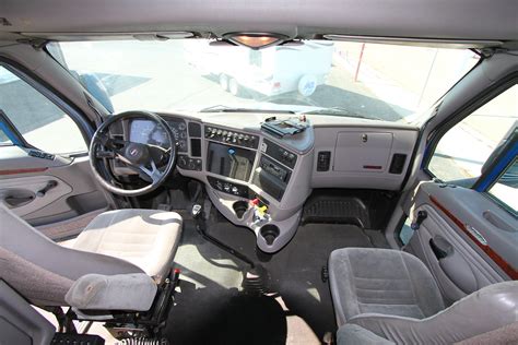 Kenworth Semi Tractor Truck T2000 Interior Interior Cab Of Flickr