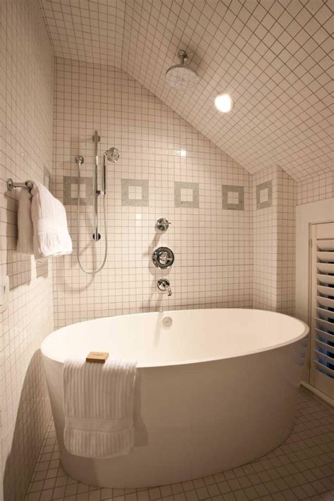 25 Bathtub Tile Designs Decorating Ideas Design Trends