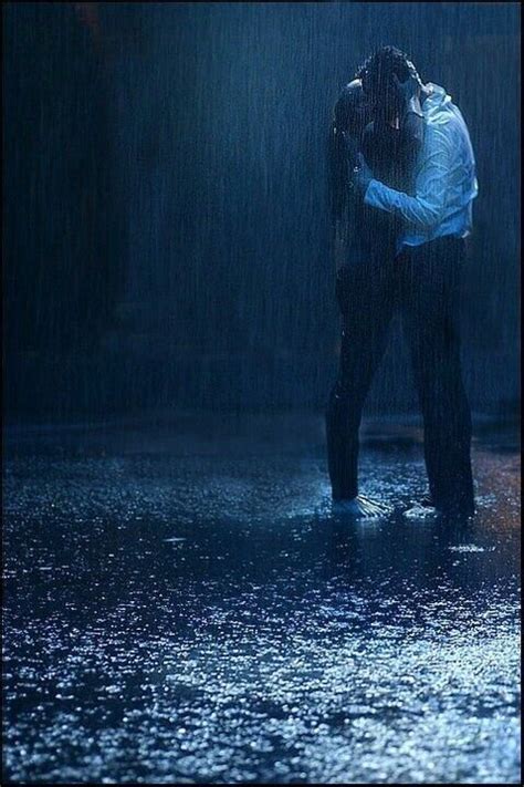 Couple Kisses In The Rain Kissing In The Rain Love Rain I Love Rain