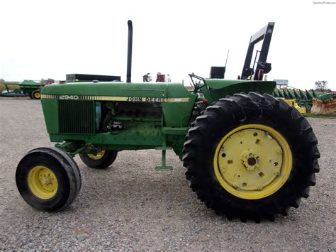 1980 John Deere 2940 Tractors Row Crop 100hp John Deere