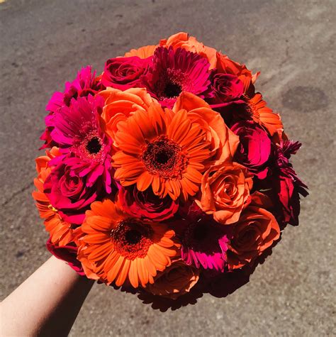 Hot Pink And Orange Gerber Daisy And Rose Bridal Bouquet 💐💐💐
