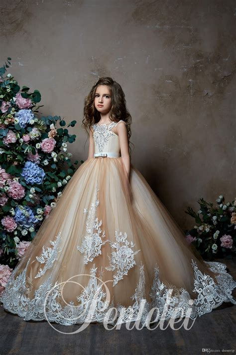 Pentelei 2019 Champagne Flower Girl Dresses For Weddings Jewel Neck