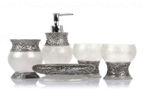 Hotel Bath Accessories Hotel Balfour 4pc Set Silver And Heavy Clear