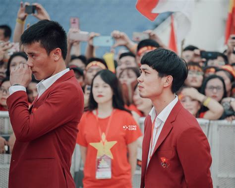 Nhiều người động viên, chia sẻ cũng như khích lệ. Bức ảnh Bùi Tiến Dũng đẹp trai như soái ca Hàn Quốc được ...