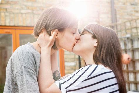 pour la journée internationale du baiser 8 raisons qui prouvent qu il est bon pour la santé