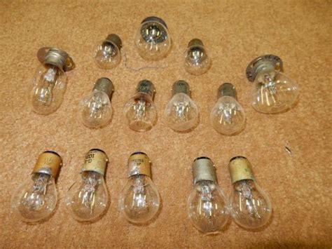 Sell Lot of Fourteen (14) Vintage Miscellaneous Automotive Lamp Bulbs