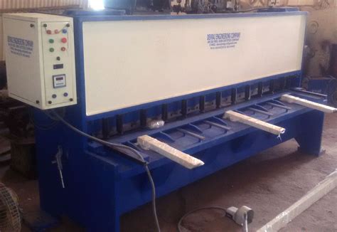 Stainless Steel Shearing Machines Max Shear Width 3000 4000 Mm Rs