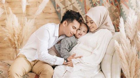 Rachel vennya dan niko al hakim resmi bercerai pada 16 februari 2021 kemarin. Xabiru Al Hakim Resmi Miliki Adik Perempuan, Ini Nama ...