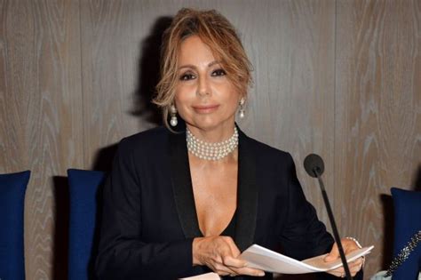 La salute di berlusconi sta migliorando. La lettera di Marina Berlusconi su Mediaset Premium e ...